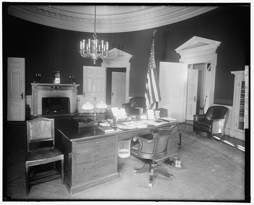 White House: Pres. desk