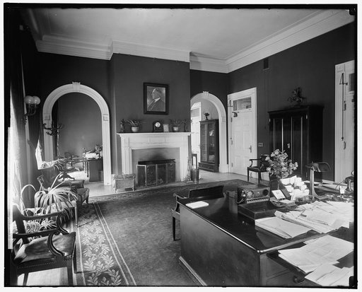 White House Office Int.: Secty Office