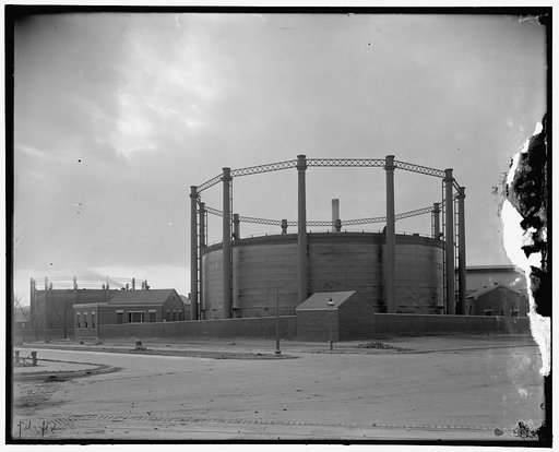 Gas tank at 26th & G