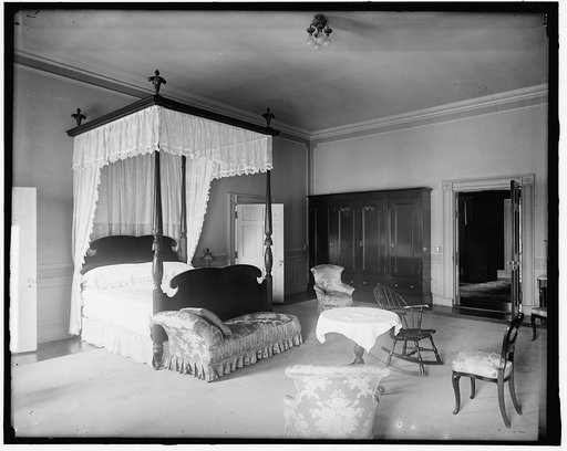WHITE HOUSE. BEDROOM