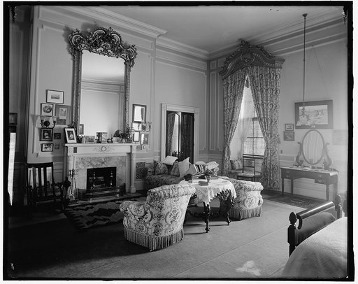 WHITE HOUSE. LIVING QUARTERS