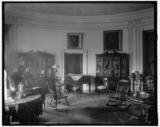 WHITE HOUSE. PRESIDENT'S PRIVATE LIBRARY