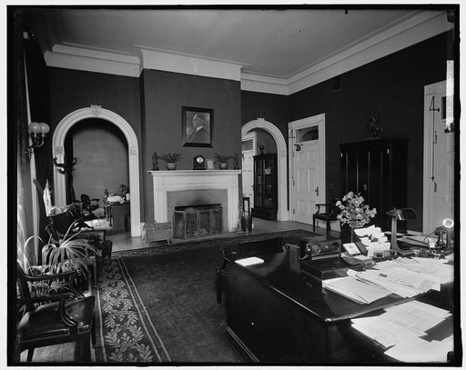 WHITE HOUSE. SECRETARY'S OFFICE