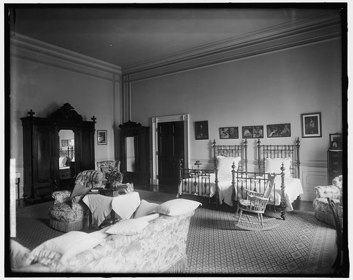 WHITE HOUSE. BED USED BY HELEN TAFT