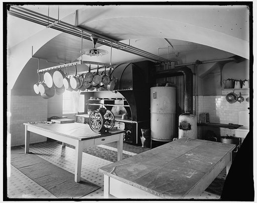 WHITE HOUSE. KITCHEN