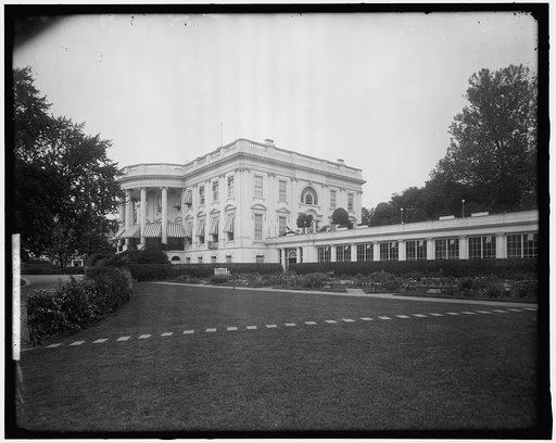 WHITE HOUSE. SOUTH FRONT