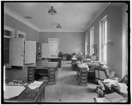 WHITE HOUSE. OFFICE