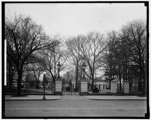 WHITE HOUSE. GATES