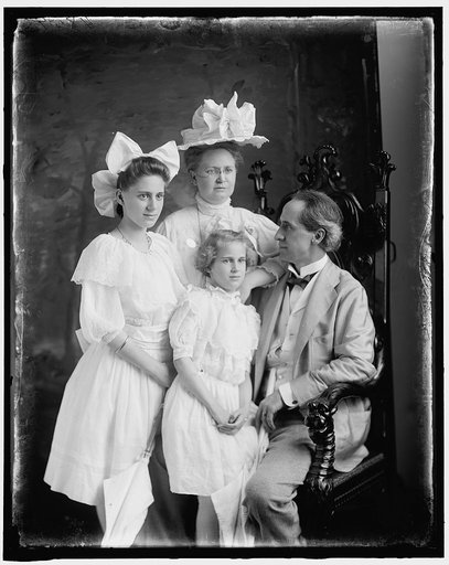 FAMILY GROUP