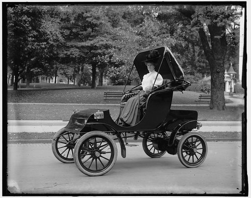 HOUGH, MRS. IN AUTO