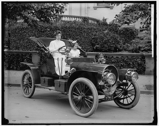 BLIVEN, F.S., MRS. IN AUTO