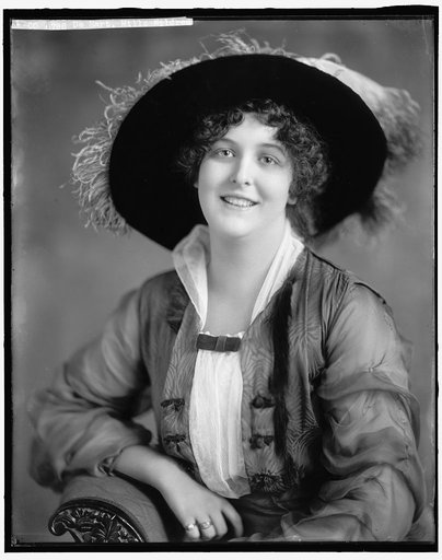 DE HART, MILLS MILDRED