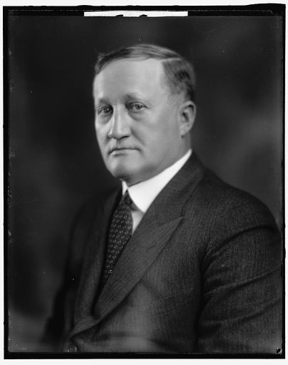 LEE, GORDON. HONORABLE