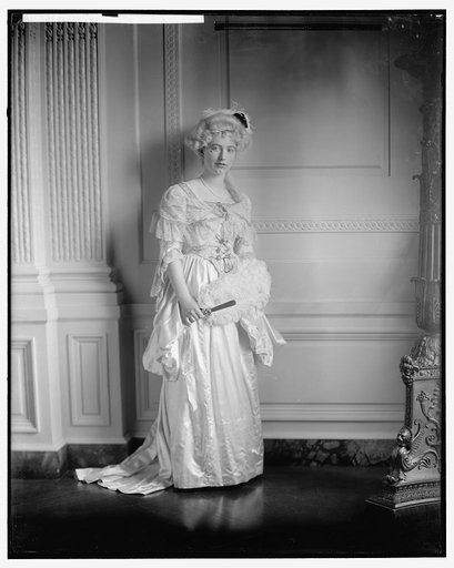 TAFT, HELEN, MISS