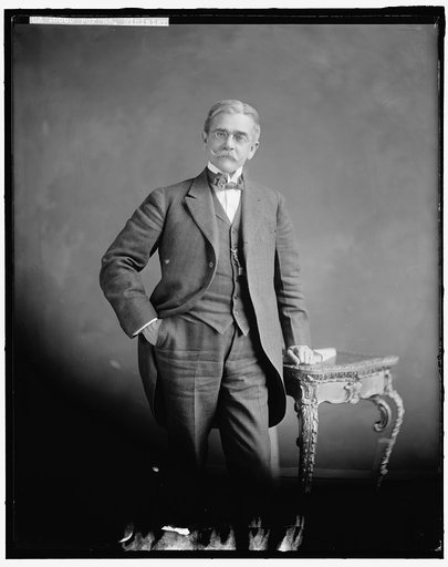 PORRAS, MINISTER