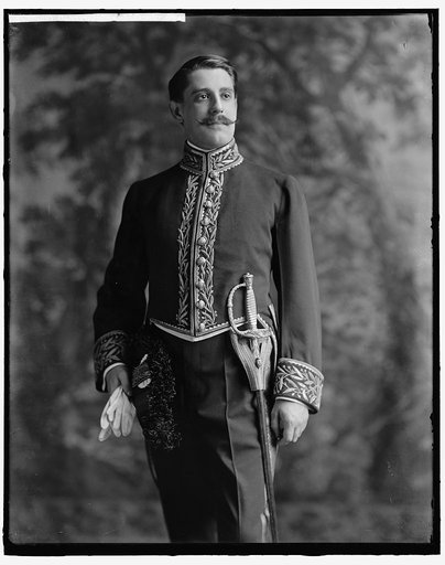 CASTRO, ALFREDO de. DOCTOR