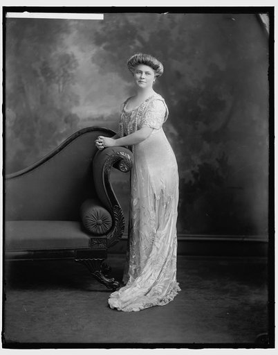 VanDEVANTER, W., MRS.