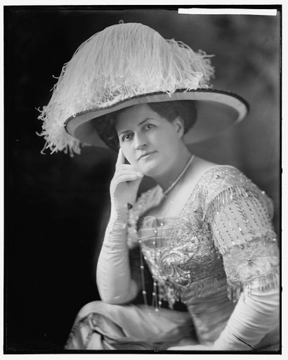 DeVRIES, M., MRS.
