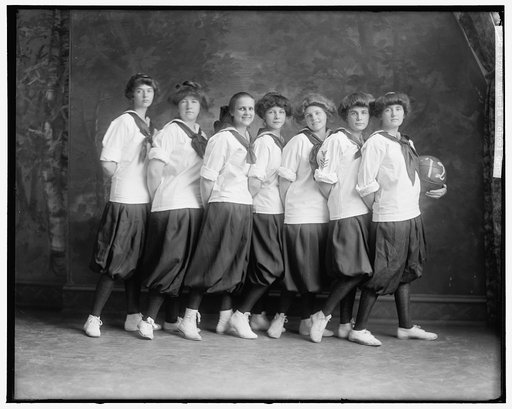 MADEIRA SCHOOL. GROUP