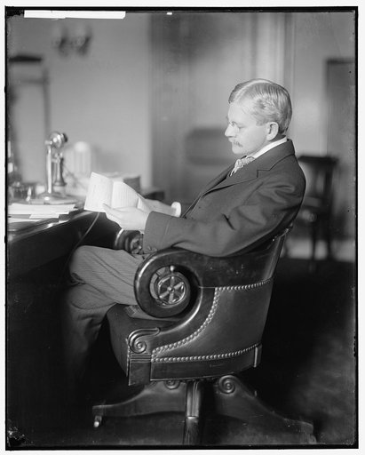 MARSHALL, THOMAS R. HONORABLE. AT DESK