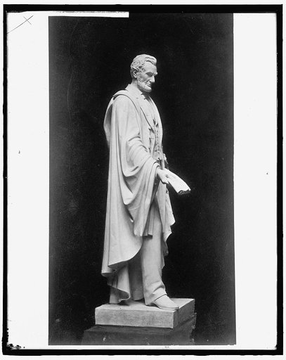 Statue of Abraham Lincoln