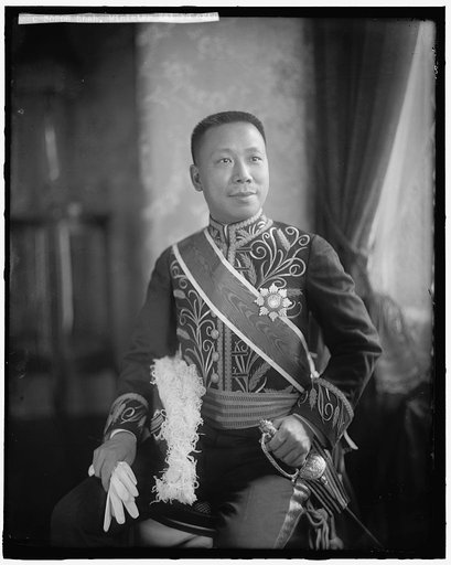 SHAH, KAI FU. MINISTER