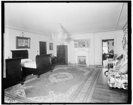 CROUSE, WILLIAM, MRS. ROOM INTERIOR