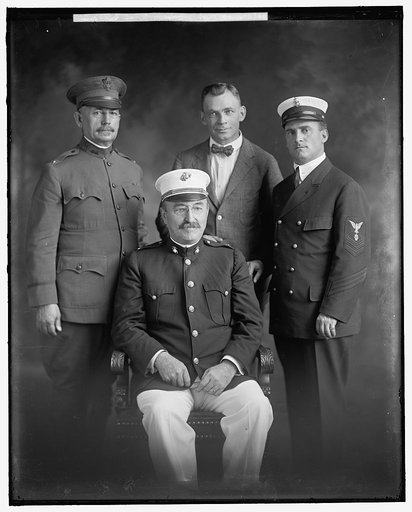 WAR CAMP COMM., SERVICE LEADER