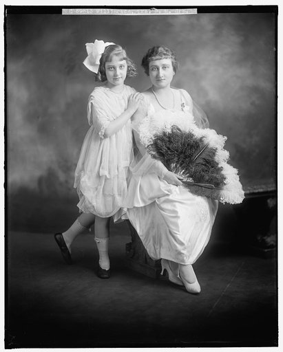 WILLIAMSON, B.H., MRS. GROUP
