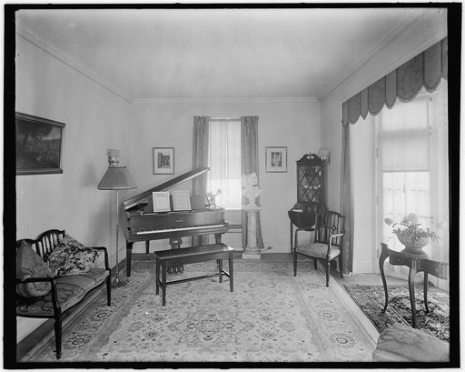 HOUSE INTERIOR