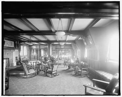 NATIONAL PRESS CLUB. LOUNGE