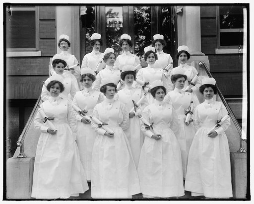 GEORGETOWN UNIVERSITY HOSPITAL. GRADUATING NURSES