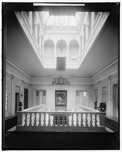 CUBAN LEGATION. ATRIUM