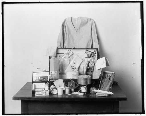 RED CROSS. EQUIPMENT