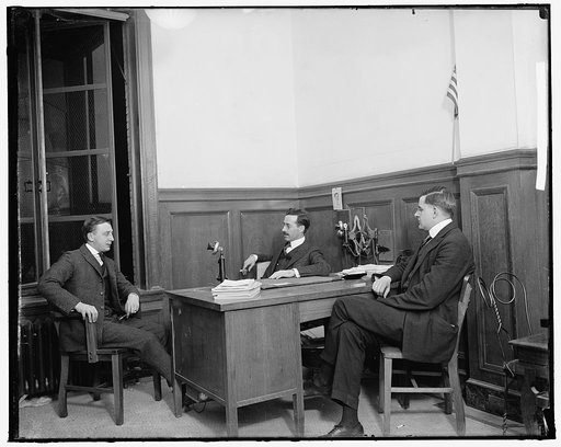 UNITED PRESS. INTERIOR