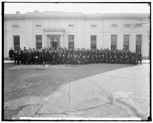 SHIPYARD AND NAVY YARD WORKERS AT WHITE HOUSE
