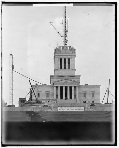 GEORGE WASHINGTON MEMORIAL. UNDER CONSTRUCTION