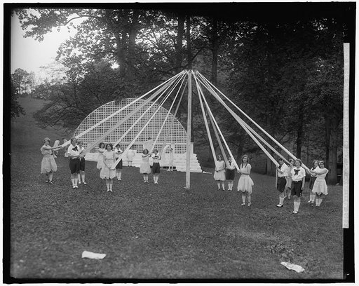 SWEET BRIAR COLLEGE. MAY DAY EXERCISES