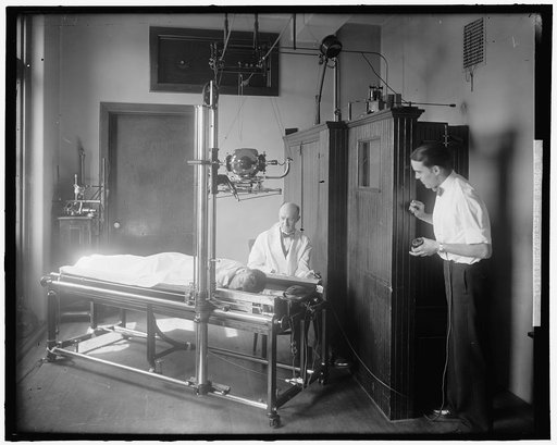EMERGENCY HOSPITAL. INTERIOR