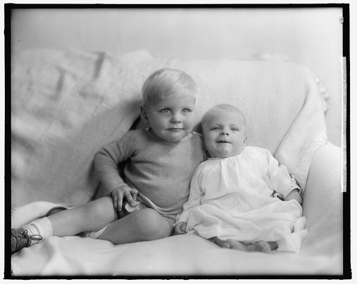 LINDHOLM, EINAR. BABY