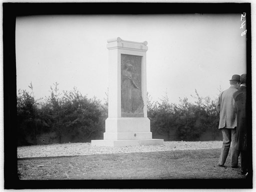NAVAL ACADEMY, U.S. SOLDIERS AND SAILORS MONUMENT