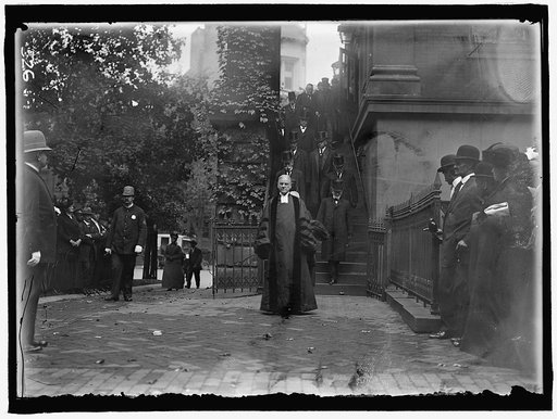 JUSTICE HARLAN, FUNERAL. RADCLIFFE, DR. WALLACE, PASTOR, NEW YORK AVENUE PRESBYTERIAN CHURCH