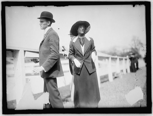 HORSE SHOWS