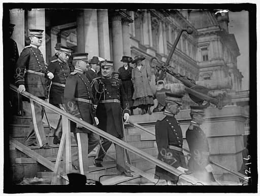 NEW YEAR'S RECEPTION AT WHITE HOUSE. ARMY OFFICERS. TWO IN CENTER: GENERAL EDWARDS AND COL. SIDNEY A. CLOMAN