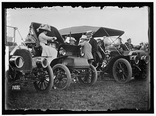 WRIGHT FLIGHTS, FORT MYER, VA, JULY 1909. SPECTATORS: MRS. LONGWORTH; SEC. KNOX; UNIDENTIFIED; SEC. NAGLE