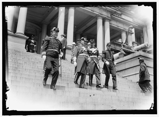 GERMAN SQUADRON VISIT TO U.S. GERMAN OFFICERS AT NAVY DEPT., JUNE 5. CAPT. J.L. JAUNE; ADM. PASCHWITZ; UNIDENT.; CAPT. MANN