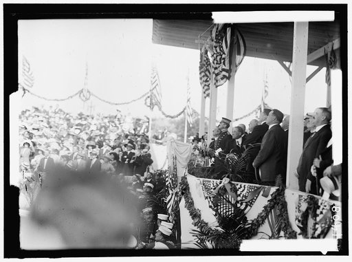 COLUMBUS MEMORIAL UNVEILING, GENERAL VIEW