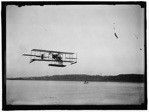 ELLYSON, THEODORE C. LIEUT. U.S.N. TESTING SEAPLANE ON POTOMAC