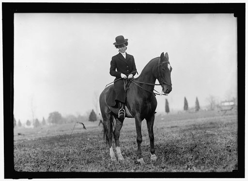 EDGEWOOD HUNT. ETHEL McMURRAY