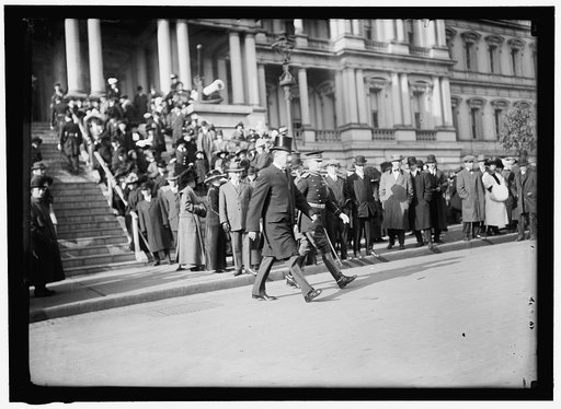 NEW YEAR'S RECEPTION AT WHITE HOUSE. GENERAL VIEW; ARMY AND NAVY OFFICERS